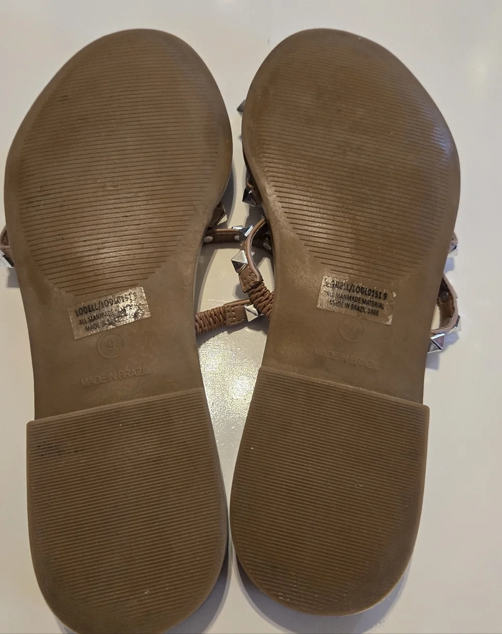 Steve Madden Lodell Sandals Womens 9 Tan Silver Studded Multi-Strap Flat Slides‎